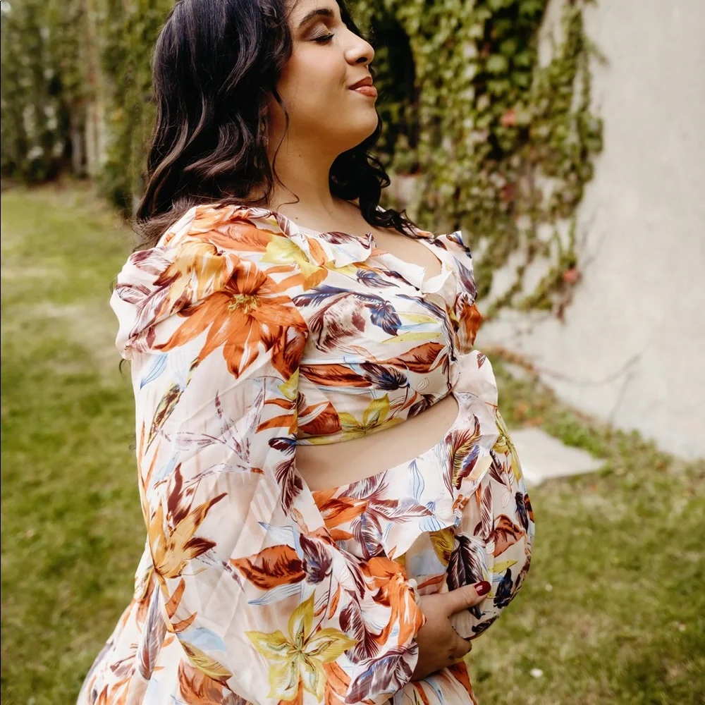FLORAL RUFFLE LONG SLEEVE DRESS - Picture 2 of 3